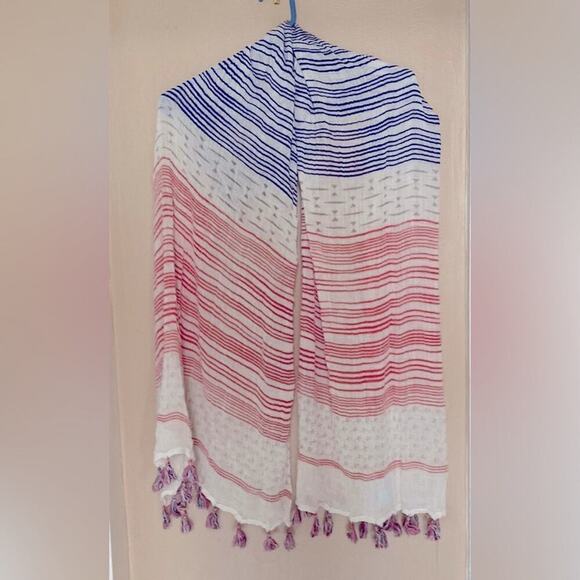 J. Mclaughlin red white blue striped scarf with tassel fringe. Very soft
C - Picture 6 of 8